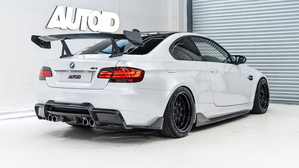 How to Create a More Refined Rear Profile for a Modern Car